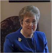 web-Adrienne-Novotny